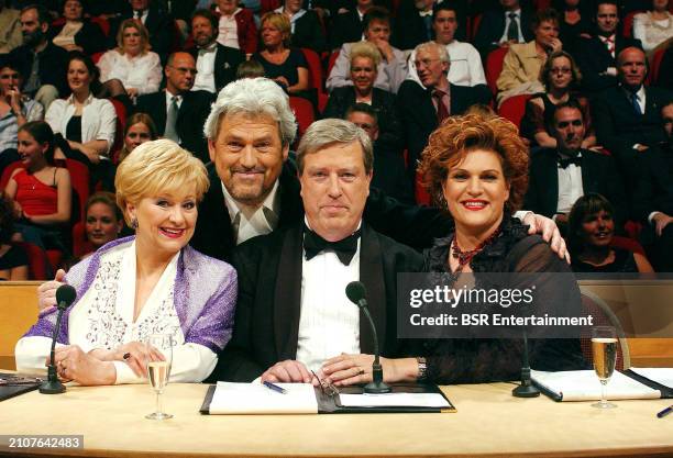 Presenter Ernst Daniel Smid is seen with jury members Wilma Driessen, Ruud van der Meer and Marjolein Touw during an episode of the Dutch TROS TV...