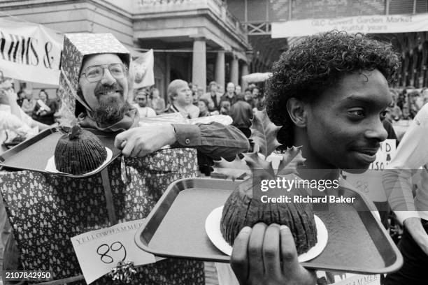 Great Christmas Pudding Race, Covent Garden, London, 18th November 1985.