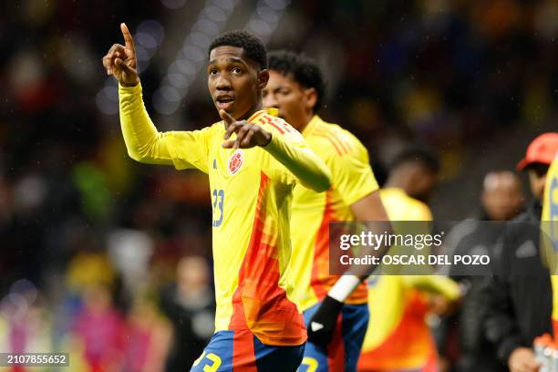 Yaser 362 Yaser Asprilla Stock Photos, High-Res Pictures, and Images - Getty ...
