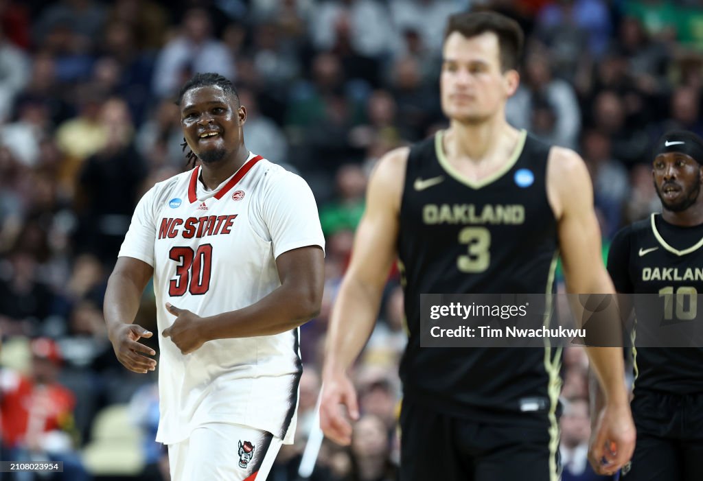Oakland v NC State