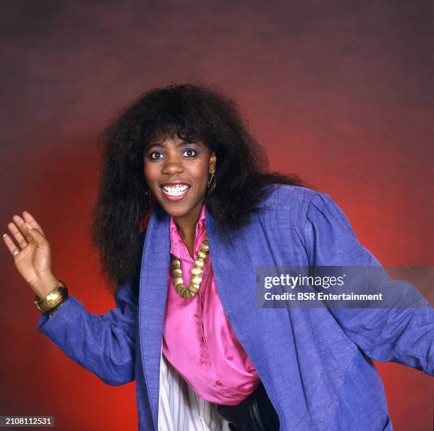 Jaki Rigg 111 Jaki Graham Stock Photos, High-Res Pictures, and Images - Getty Images
