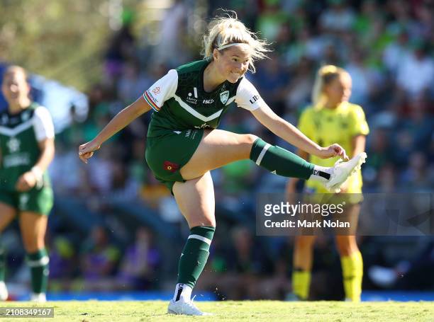Holly Murray of Canberra United takes a shot at goal during the A-League Women round 21 match between Canberra United and Wellington Phoenix at...