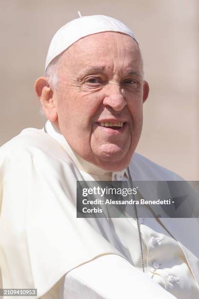 4,803 Pope Francis Portrait Stock Photos, High-Res Pictures, And Images