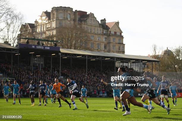 Manu Tuilagi of Sale Sharks goes over to score their sides first try during the Gallagher Premiership Rugby match between Bath Rugby and Sale Sharks...