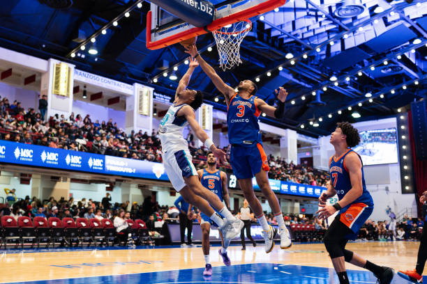 NY: Greensboro Swarm v Westchester Knicks