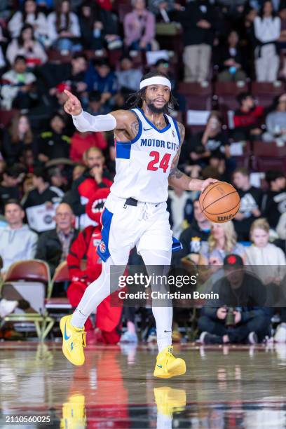 Zavier Simpson of the Motor City Cruise instructs his team mates while handling the ball during an NBA G League game against the Raptors 905 on March...