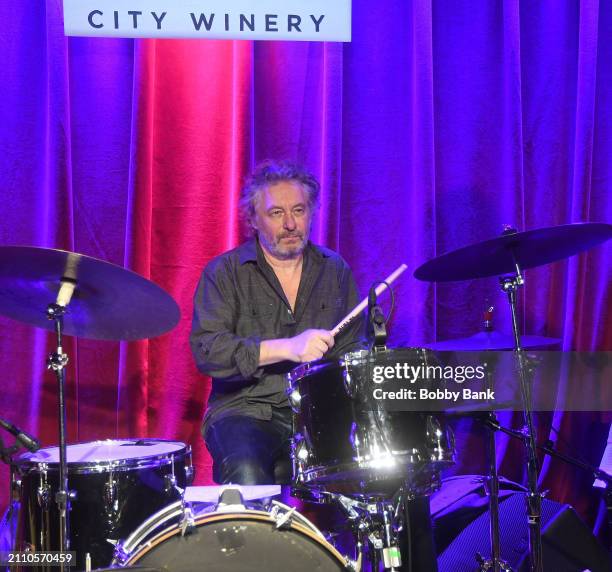 J Maddock 147 James Maddock Stock Photos, High-Res Pictures, and Images - Getty ...