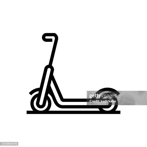 illustrazioni stock, clip art, cartoni animati e icone di tendenza di icona della linea di scooter elettrici. - veicolo elettrico automobile con biodiesel