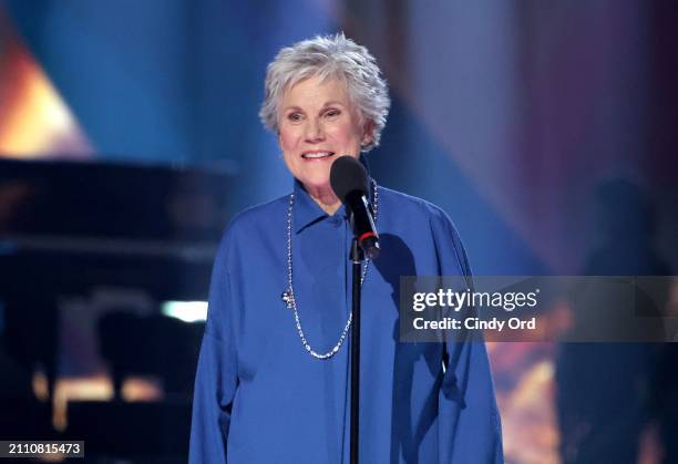 Anne Murray speaks during the 2024 JUNO Awards at Scotiabank Centre on March 24, 2024 in Halifax, Nova Scotia.