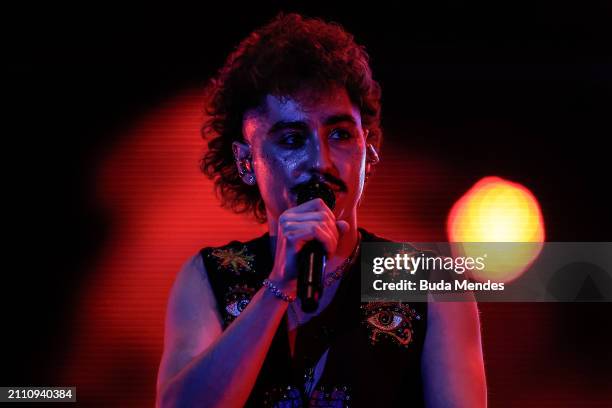 Josh Kiszka of Greta Van Fleet performs live on stage during day three of Lollapalooza Brazil at Autodromo de Interlagos on March 24, 2024 in Sao...