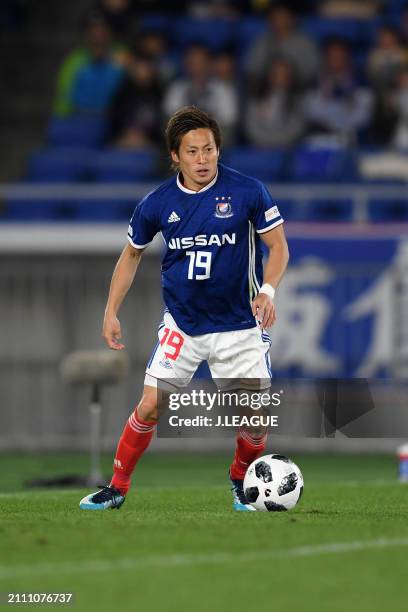 Teruhito Nakagawa of Yokohama F.Marinos in action during the J.League J1 match between Yokohama F.Marinos and Kashima Antlers at Nissan Stadium on...