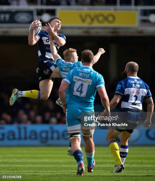 Matt Gallagher of Bath Rugby claims the ball in the air during the Gallagher Premiership Rugby match between Bath Rugby and Sale Sharks at Recreation...