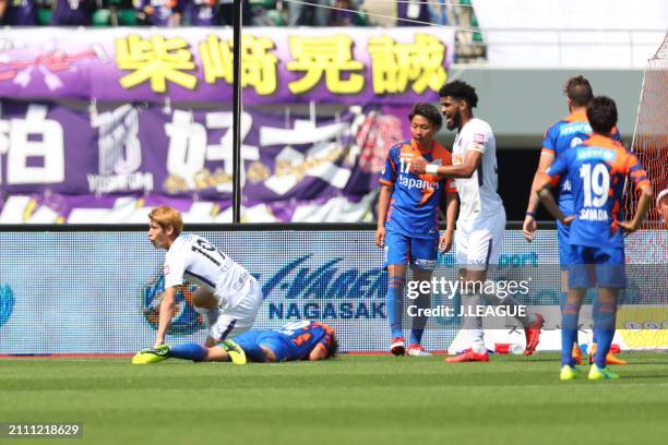 Sho Sasaki of Sanfrecce Hiroshima celebrates after scoring the team's second goal during the J.League J1 match between V-Varen Nagasaki and Sanfrecce...