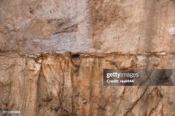 dark burlap background - burlap sack stock pictures, royalty-free photos & images