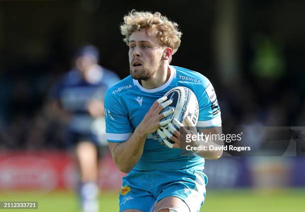 Gus Warr of Sale Sharks holds onto the ball during the Gallagher Premiership Rugby match between Bath Rugby and Sale Sharks at the Recreation Ground...