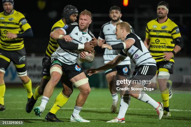 Nacani WAKAYA of Stade Montois and Connall Ross MORIARTY of CA Brives during the Pro D2 match between Mont-de-Marsan and Brive at Stade Guy Boniface...