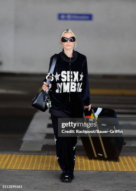 Julia Fox is seen at Los Angeles International Airport on March 28, 2024 in Los Angeles, California.