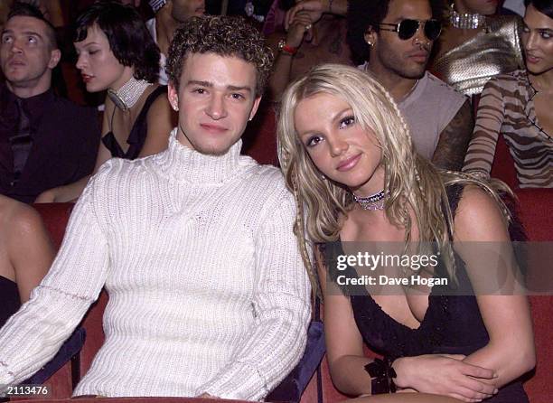 Singers Justin Timberlake and Britney Spears at the MTV Music Video Awards held at Radio City Music Hall, New York, NY on September 7, 2000....