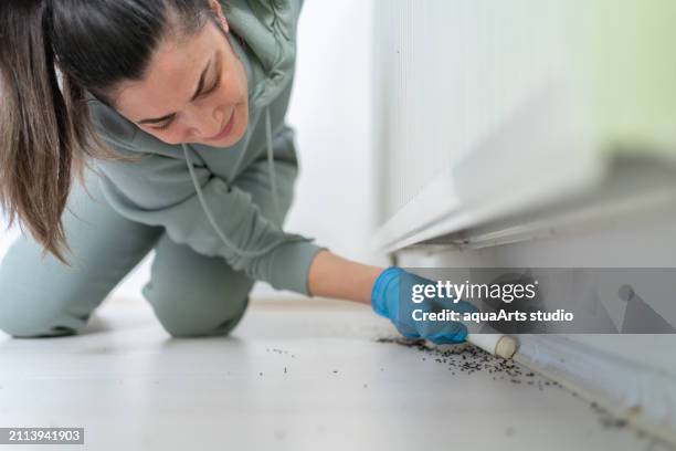 pest control with poisonous substance - avoid danger stock pictures, royalty-free photos & images