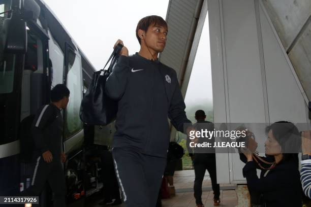 Toshihiro Aoyama of Sanfrecce Hiroshima is seen on arrival at the stadium prior to the J.League J1 match between Sanfrecce Hiroshima and Shimizu...