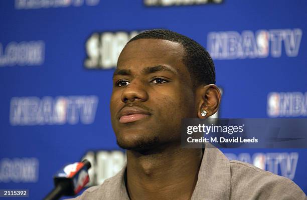 LeBron James answers questions from the media during the 2003 NBA Draft Media Availability at the Westin Times Square hotel on June 25, 2003 in New...