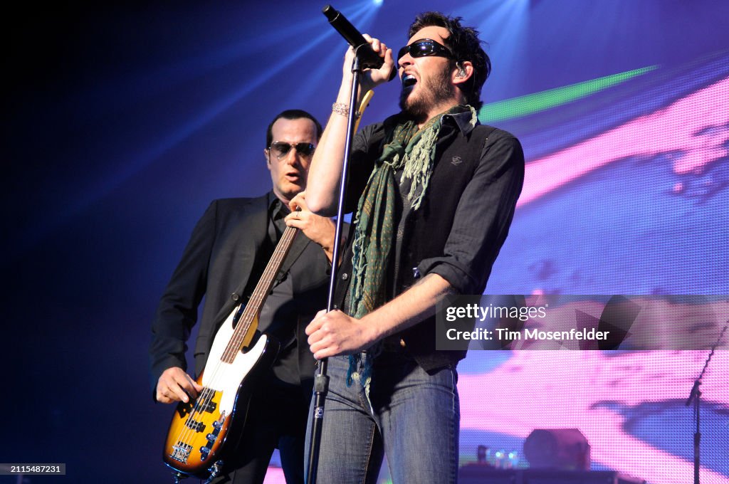 Stone Temple Pilots In Concert 2009 - Oakland CA