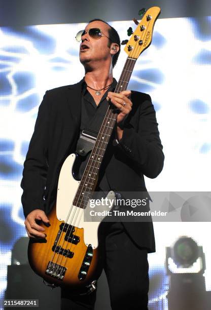 Robert DeLeo of Stone Temple Pilots performs at the Fox Theater on October 20, 2009 in Oakland, California.