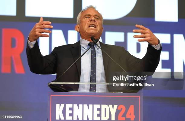 Independent presidential candidate Robert F. Kennedy Jr. Speaks during a campaign event to announce his pick for a running mate at the Henry J....