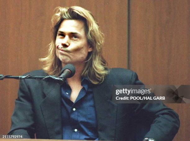 Brian "Kato" Kaelin testimfies 22 March in the O. J. Simpson murder trial in Los Angeles, CA. Kaelin is considered an impportant witness being the...