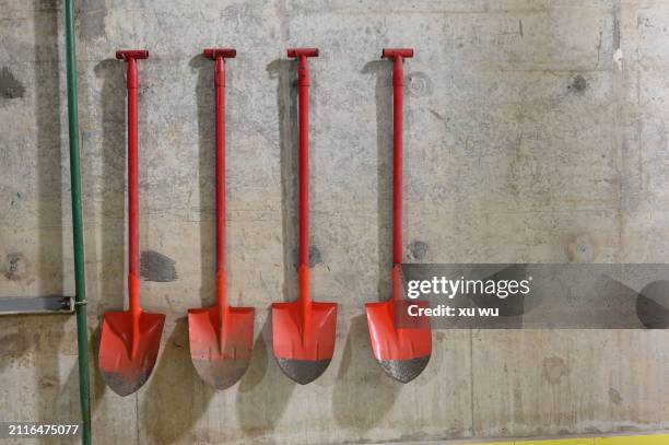 shovel - 福建省 stock pictures, royalty-free photos & images