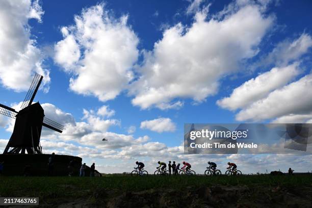 Silhouette of Stefan Kung of Switzerland and Team Groupama - FDJ, Matteo Jorgenson of The United States and Team Visma | Lease a Bike, Alberto...