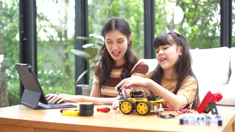 Mother Computer Programmer 237 Mom Daughter Fixing Car Stock Videos, Footage, & 4K Video Clips ...