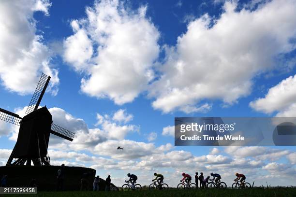Silhouette of Stefan Kung of Switzerland and Team Groupama - FDJ, Matteo Jorgenson of The United States and Team Visma | Lease a Bike, Alberto...