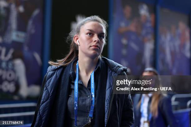 Romee Leuchter of Ajax arrives at the stadium prior to the UEFA Women's Champions League 2023/24 Quarter Final Leg Two match between Chelsea FC Women...