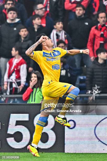 Jesus Reinier of Frosinone celebrates after scoring a goal during the Serie A TIM match between Genoa CFC and Frosinone Calcio at Stadio Luigi...