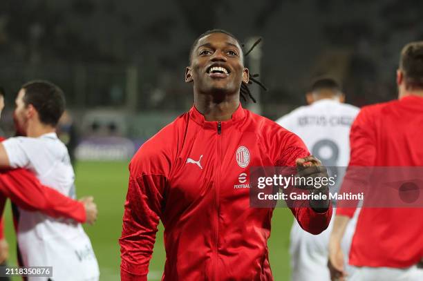 Rafael Leao of AC Milan celebrates the victory after during the Serie A TIM match between ACF Fiorentina and AC Milan - Serie A TIM at Stadio Artemio...