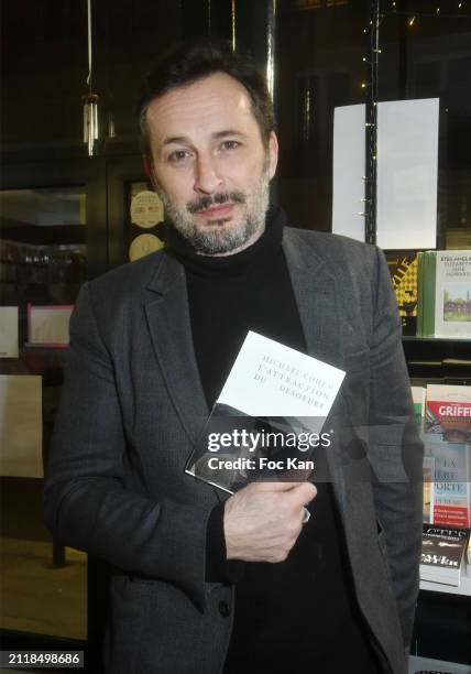 Actor/writer Michael Cohen attends the signing of his "L’Attraction Du Desordre" book at Librairie Libres Champs on March 27, 2024 in Paris, France.