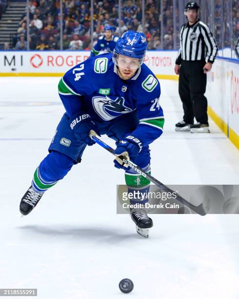 Pius Suter of the Vancouver Canucks skates during the first period of their NHL game against the Calgary Flames at Rogers Arena on March 23, 2024 in...