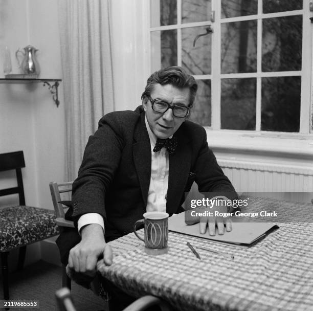 90,398 Robin Day Photos & High Res Pictures - Getty Images