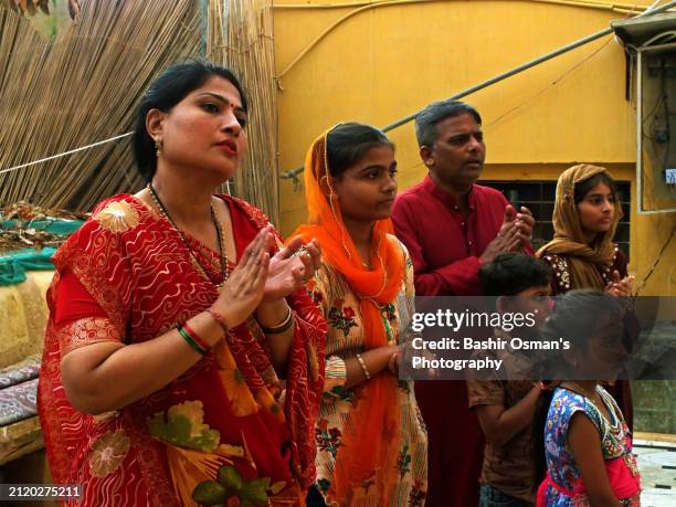 pakistani hindu community celebrates holi - hindu aarti stock pictures, royalty-free photos & images
