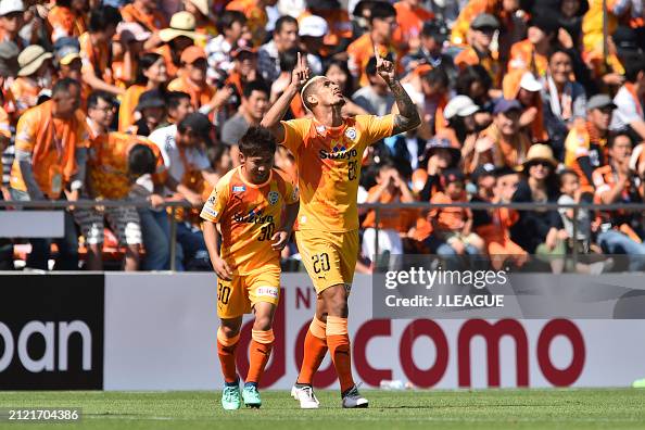 Shimizu S-Pulse v Shonan Bellmare - J.League J1