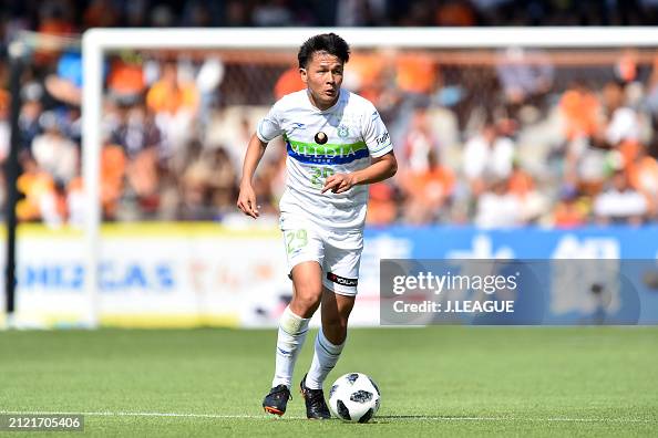 Shimizu S-Pulse v Shonan Bellmare - J.League J1