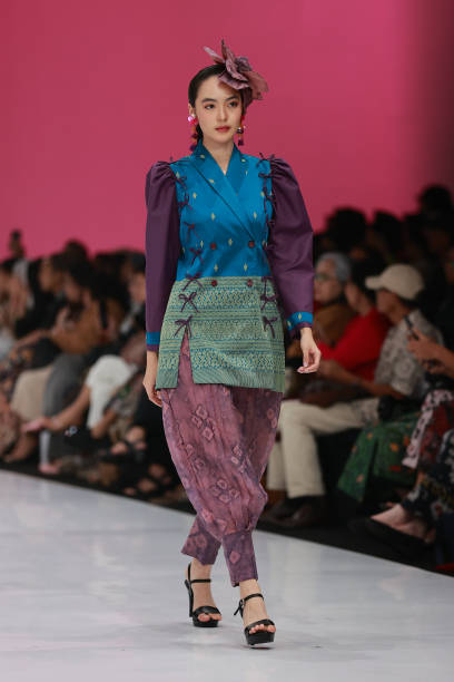 IDN: Indonesia Fashion Week 2024 - Day 3