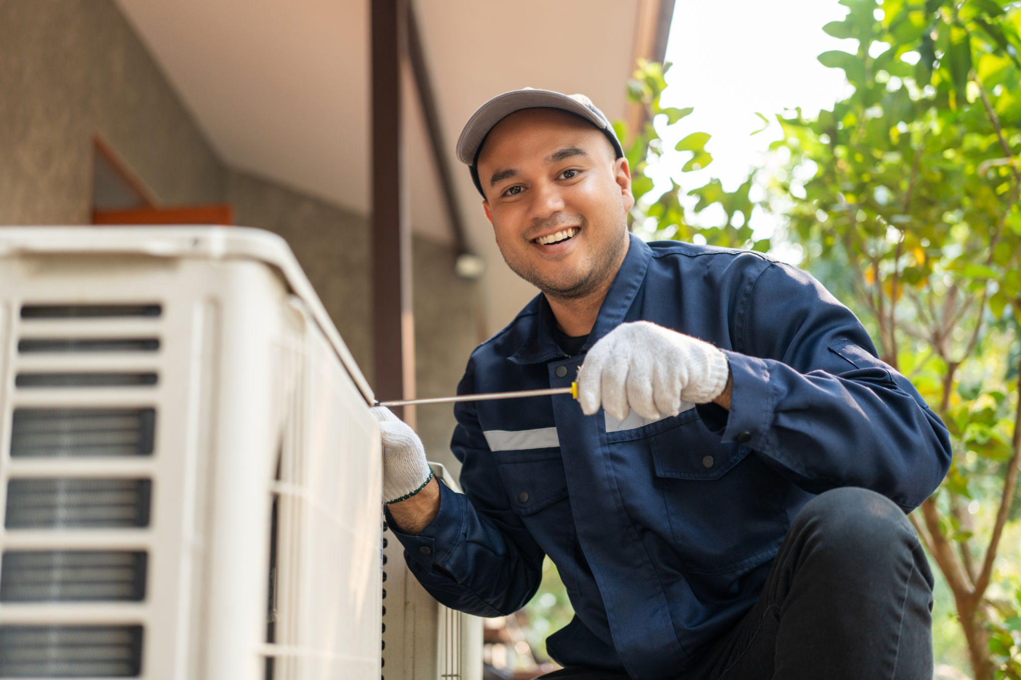 technician repairing