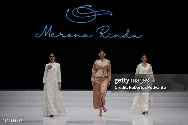 Mee Rauna 678 Merona Stock Photos, High-Res Pictures, and Images - Getty Images