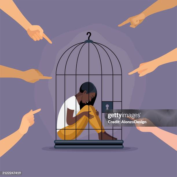 illustrazioni stock, clip art, cartoni animati e icone di tendenza di donna afroamericana rinchiusa in una gabbia. le mani delle persone indicano una donna afroamericana. - discriminazione sessuale