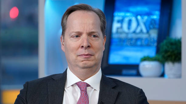 NY: Almar Latour Visits "Fox & Friends"