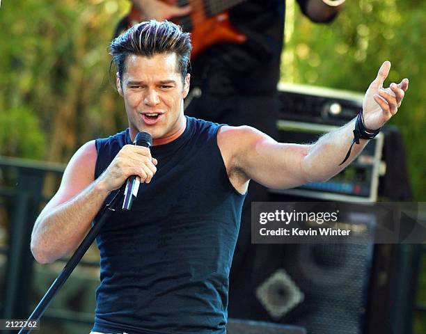 Singer Ricky Martin performs on "The Tonight Show with Jay Leno" at the NBC Studios on June 27, 2003 in Burbank, California.