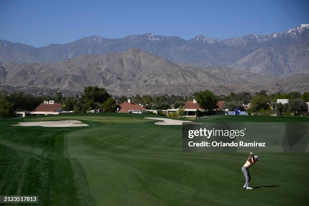 Steven Alker of New Zeland plays a shot on the third hole during the first round of The Galleri Classic at Newport Beach Country Club on March 29,...