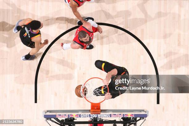 Jusuf Nurkic of the Phoenix Suns dunks the ball during the game against the New Orleans Pelicans on April 1, 2024 at the Smoothie King Center in New...